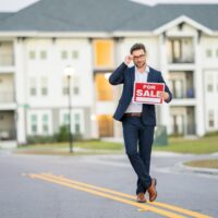 Businessman,Buying,And,Selling,Houses,And,Real,Estate.,Real,State Businessman,Buying,And,Selling,Houses,And,Real,Estate.,Real,State